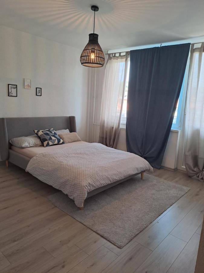 Enjoy Traveling Apartment ทูซลา ภายนอก รูปภาพ