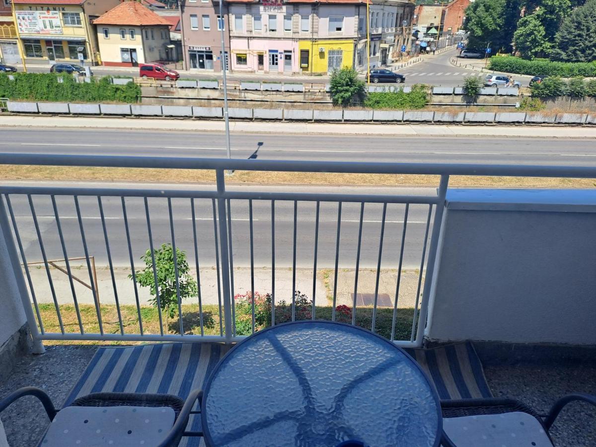 Enjoy Traveling Apartment ทูซลา ภายนอก รูปภาพ